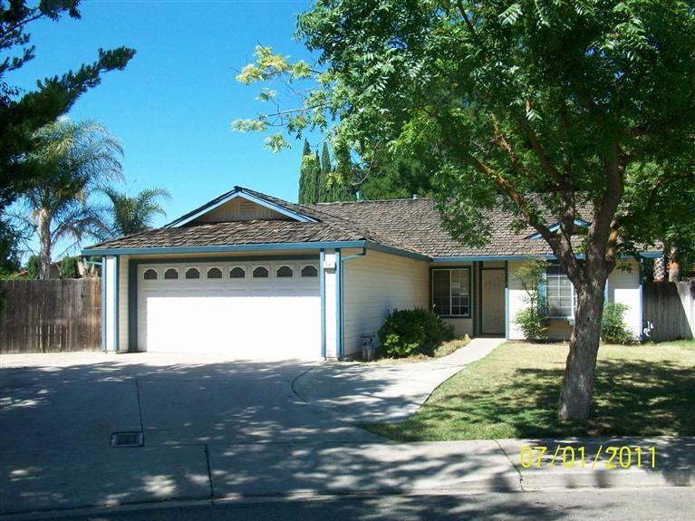 554 De Lash Ct, Patterson, CA 95363 photo 1