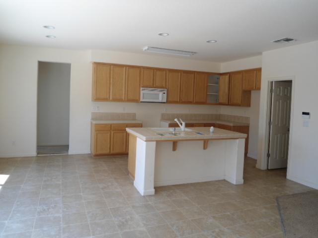 1382 Derby Ct, Merced, CA 95348 photo 4