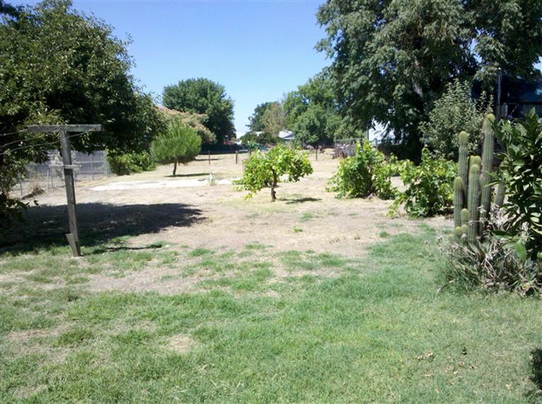 4747 E Acampo Rd, Acampo, CA 95220 photo 2