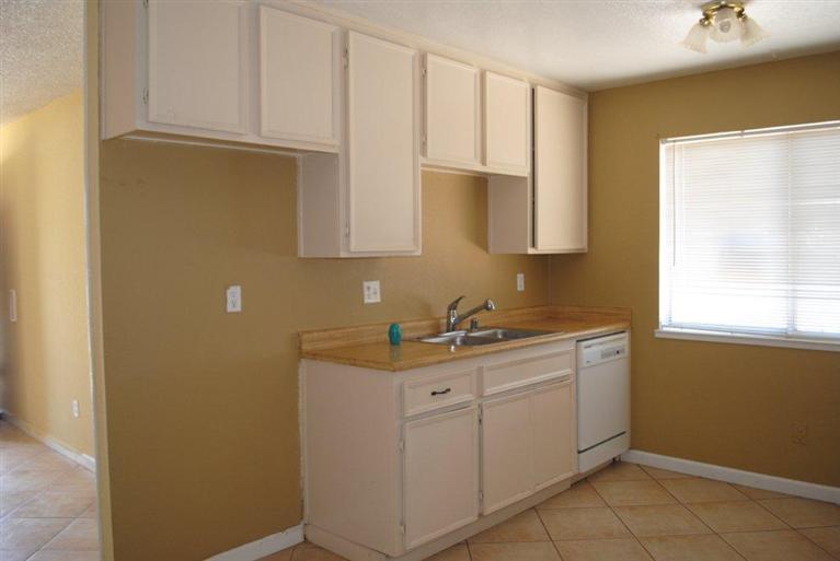 799 Milestone Dr, Lathrop, CA 95330 photo 5