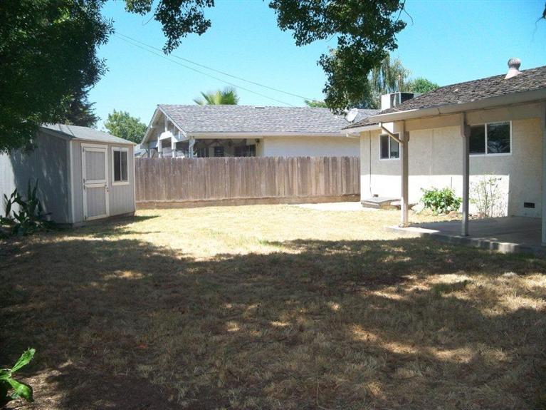 2208 Thomas St, Ceres, CA 95307 photo 9