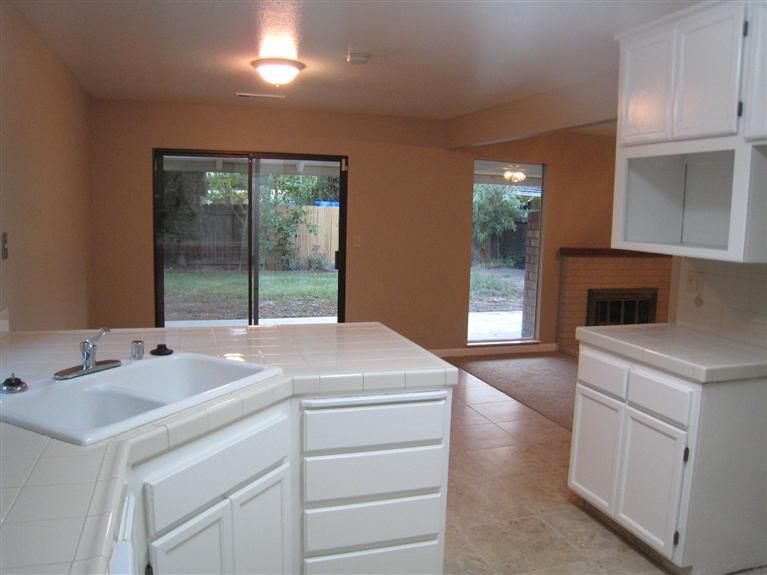 1941 Walnut Haven Dr, Modesto, CA 95355 photo 3