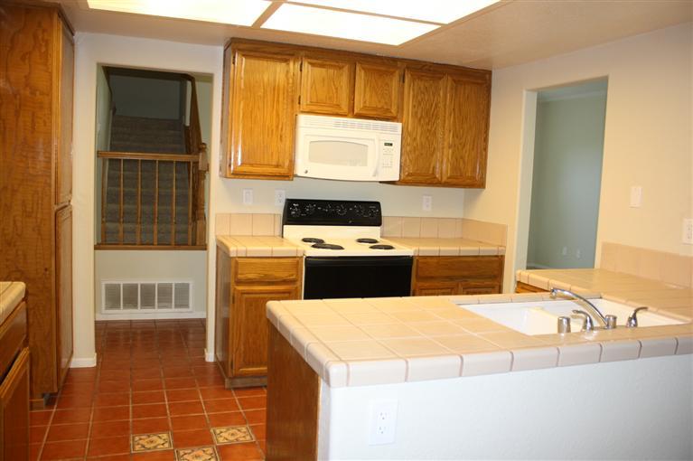 724 Waddell Way, Modesto, CA 95357 photo 4
