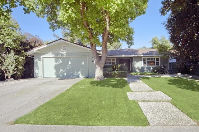 1513 Redwood Ln, Davis, CA 95616 photo 2