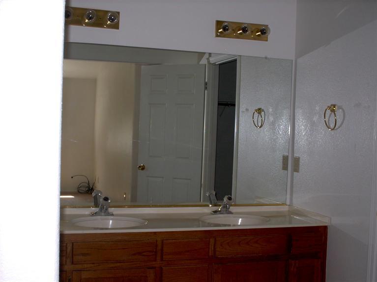 532 Klopping Ct, Patterson, CA 95363 photo 10