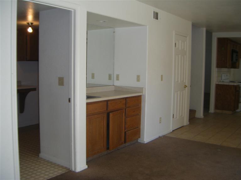 532 Klopping Ct, Patterson, CA 95363 photo 6