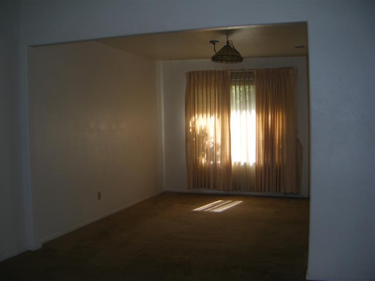 532 Klopping Ct, Patterson, CA 95363 photo 4