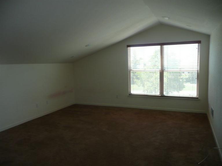 228 Preakness Cir, Manteca, CA 95337 photo 5