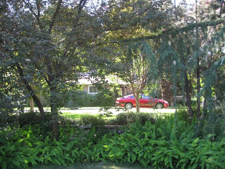 2047 W St, Merced, CA 95340 photo 2
