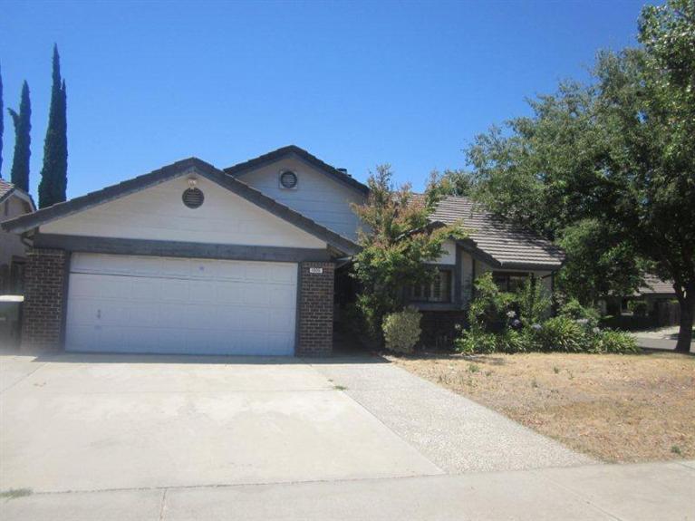 1005 N Rosemore Ave, Modesto, CA 95358 photo 1