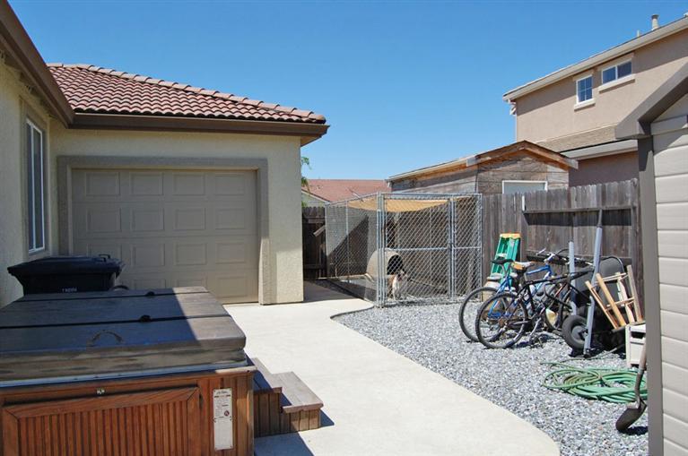 595 Hamstead Dr, Galt, CA 95632 photo 21