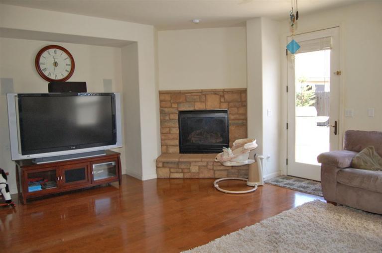 595 Hamstead Dr, Galt, CA 95632 photo 5