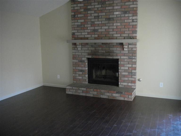 1432 Prospect Ln, Modesto, CA 95355 photo 3