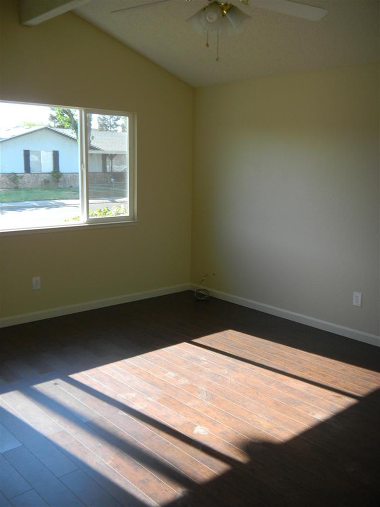 1432 Prospect Ln, Modesto, CA 95355 photo 2