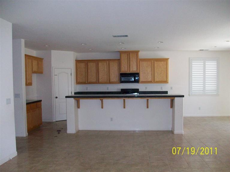 2820 Essie Way, Modesto, CA 95355 photo 7