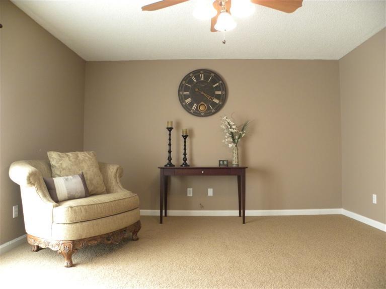 2305 Rose Ave, Modesto, CA 95355 photo 6