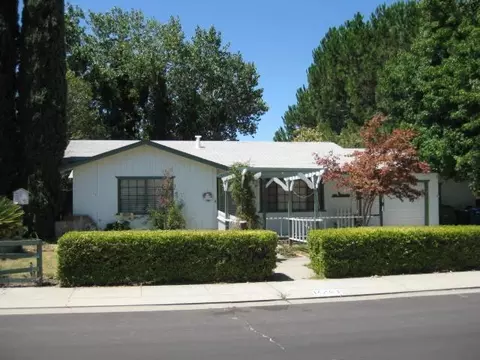 16203 Easy St, Lathrop, CA 95330 photo 2