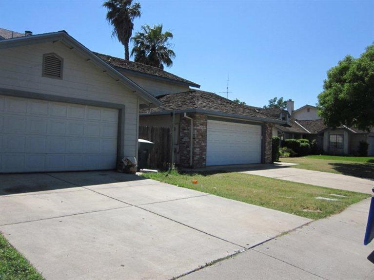 720 Kinshire Way, Patterson, CA 95363 photo 2