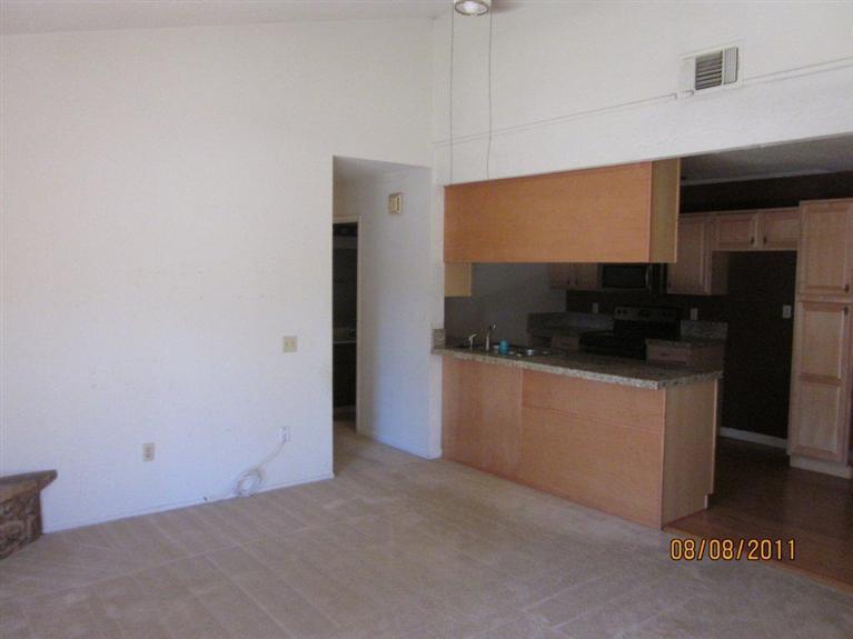 6121 Beech Ave, Orangevale, CA 95662 photo 2
