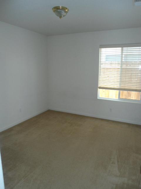 2746 N Drake Ave, Merced, CA 95348 photo 8