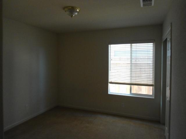 2746 N Drake Ave, Merced, CA 95348 photo 9