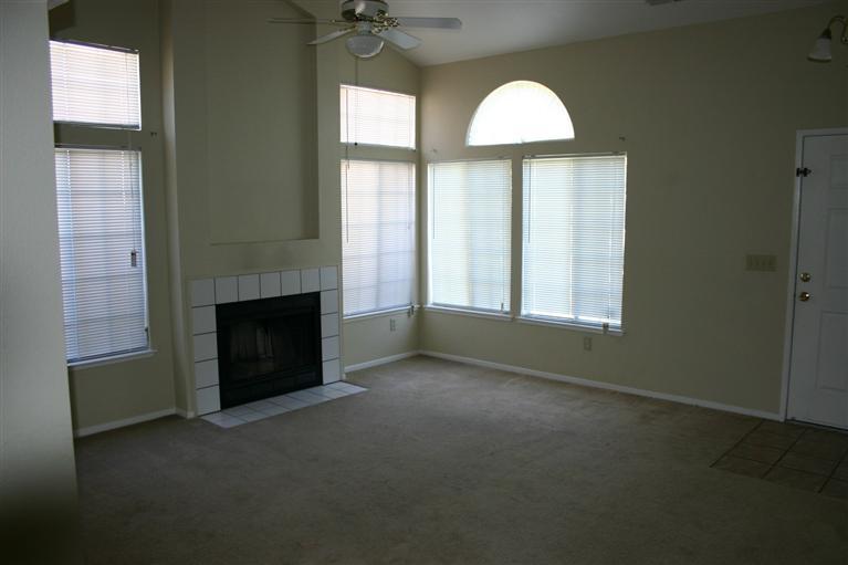 913 Fall River Dr, Modesto, CA 95351 photo 3