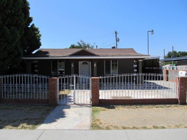 318 School Ave, Modesto, CA 95351 photo 1