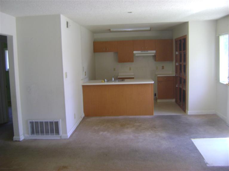 2221 Chrysler Dr #1, Modesto, CA 95350 photo 3