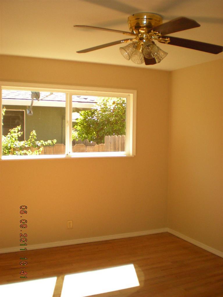 1015 Durant St, Modesto, CA 95350 photo 4