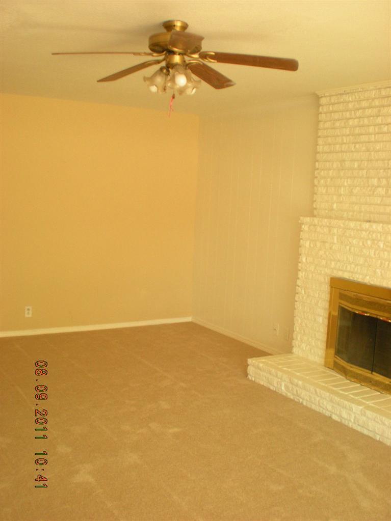 1015 Durant St, Modesto, CA 95350 photo 3