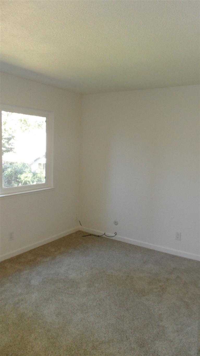 1127 Decatur Ct, Davis, CA 95618 photo 12