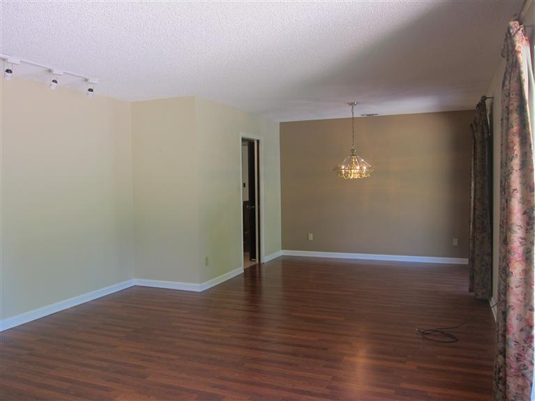 5541 Ivanhoe Way, Carmichael, CA 95608 photo 7