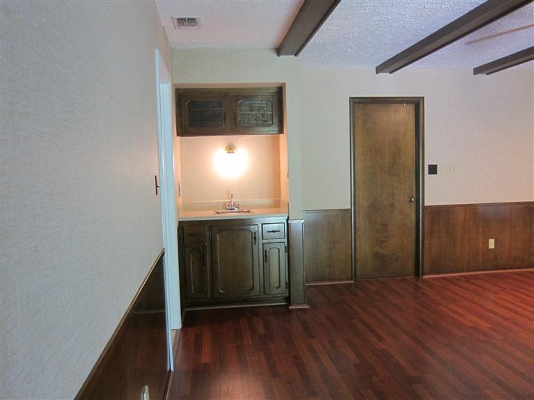 5541 Ivanhoe Way, Carmichael, CA 95608 photo 9