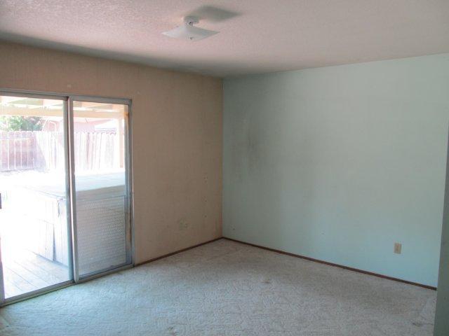 1305 Pinewood Ct, Modesto, CA 95355 photo 7