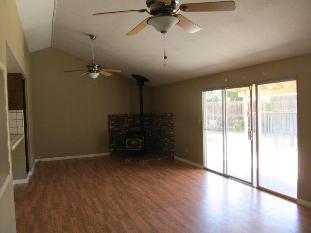1305 Pinewood Ct, Modesto, CA 95355 photo 3