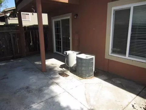 439 Cherry Ln #a, Manteca, CA 95337 photo 9