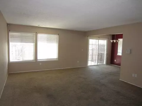 439 Cherry Ln #a, Manteca, CA 95337 photo 3