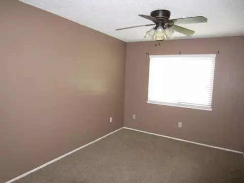 439 Cherry Ln #a, Manteca, CA 95337 photo 6