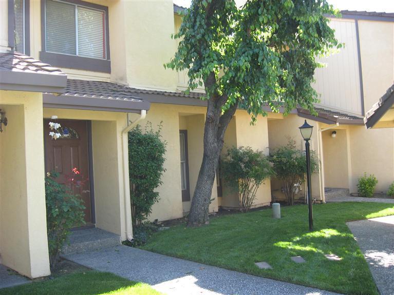 3126 Andre Ln, Turlock, CA 95382 photo 1