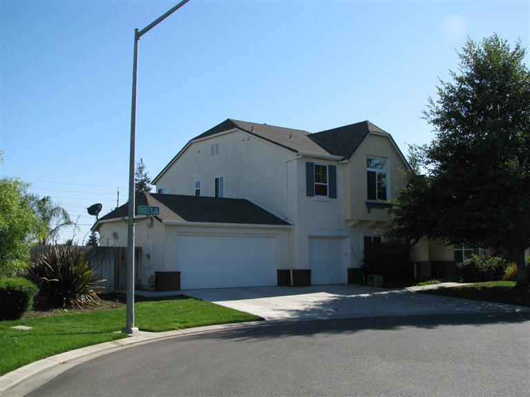 3900 Dudley Ln, Modesto, CA 95355 photo 2