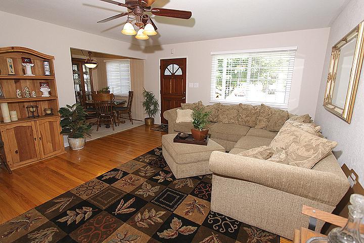 6136 Homesweet Way, Carmichael, CA 95608 photo 4