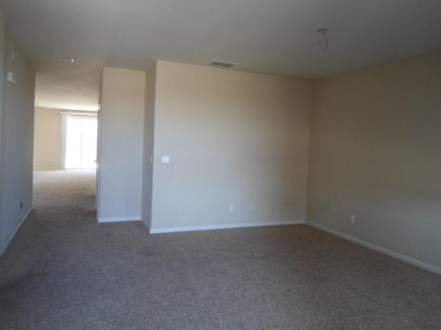 427 Noble Dr, Merced, CA 95348 photo 3