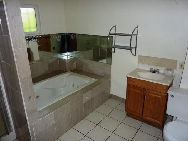 420 E Pine St, Lodi, CA 95240 photo 9