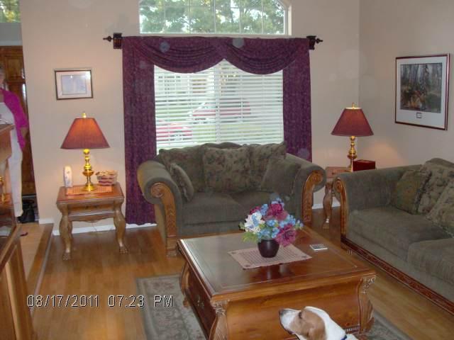 520 Renaissance Dr, Tracy, CA 95376 photo 2