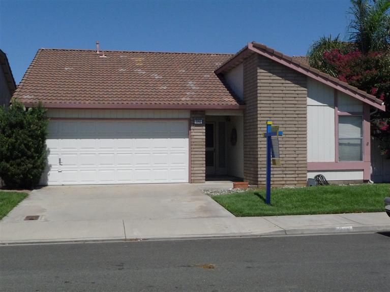 3305 Suffolk Dr, Ceres, CA 95307 photo 1
