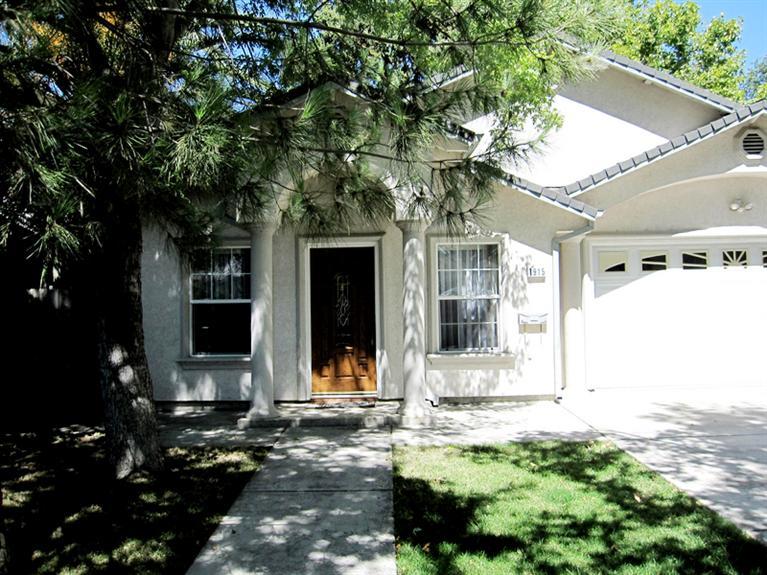 1915 El Monte Ave, Sacramento, CA 95815 photo 2