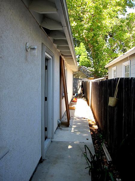 1915 El Monte Ave, Sacramento, CA 95815 photo 10