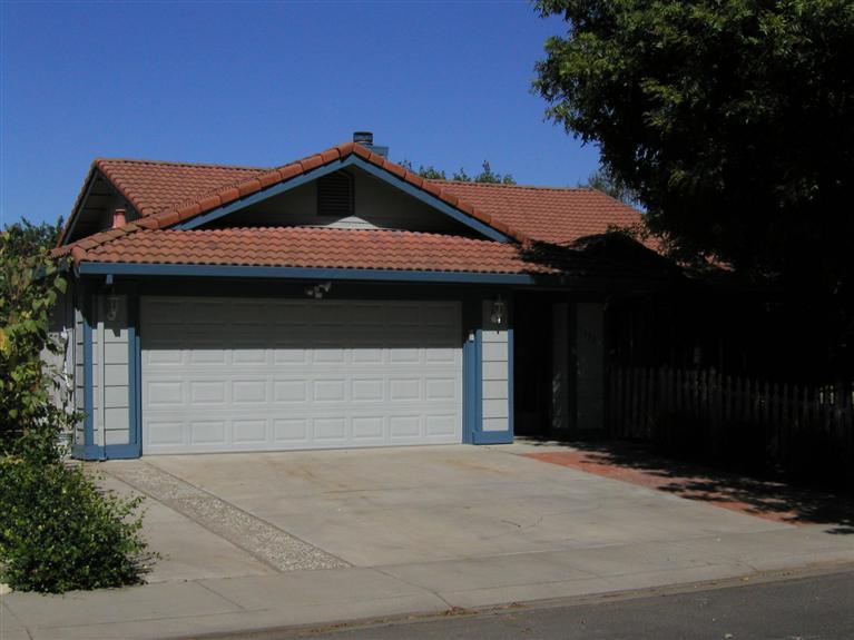 1433 October Way, Modesto, CA 95358 photo 1