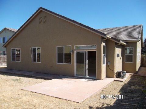 3669 Macadamia Ln, Ceres, CA 95307 photo 4