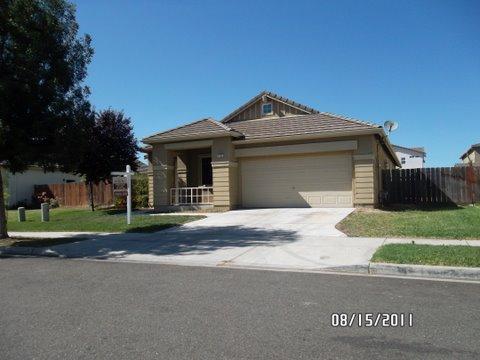 3669 Macadamia Ln, Ceres, CA 95307 photo 1